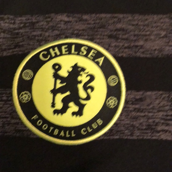 Chelsea fc Jersey - Picture 2 of 4